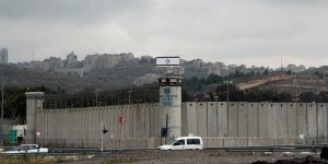 İİT: İsrail hapishanelerindeki Filistinli tutukluların koşullarından endişe duyuyoruz