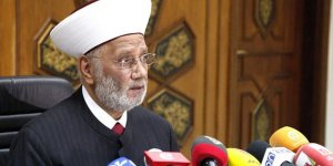 Lübnan Müftüsü: İslam Peygamberi'ne hakaret, Müslümanlara saldırganlığı körükler