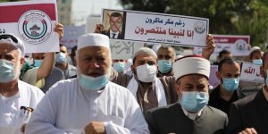 Fransa'nın İslam karşıtı tutumuna tepkiler sürüyor