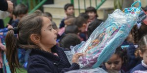 Eynesil Özgür-Der 'den Kudüslü çocuklara eğitim desteği 