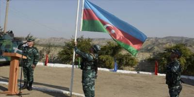 Azerbaycan, Karabağ'ın İran sınırına karakollar kurdu