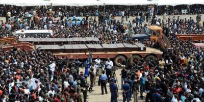 Nijerya'da kamyon pazara girdi: 20 ölü