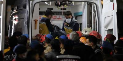 İzmir'deki depremde can kaybı 114'e yükseldi