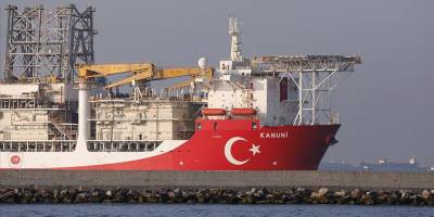 Türkiye'nin 3. sondaj gemisi Kanuni Karadeniz'e uğurlandı