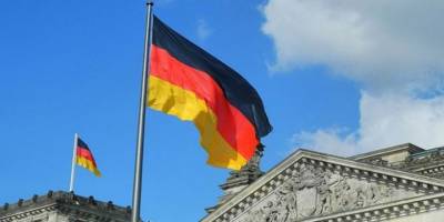 Almanya'da anaokulunun duvarına ırkçı ifadeler yazıldı