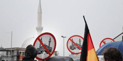İslam'ı resmen din olarak tanımayan Almanya Aleviliğe resmi inanç statüsü verecek