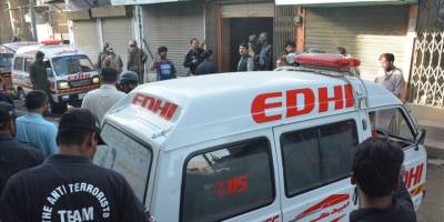 Pakistan’da bombalı saldırı: 25 yaralı