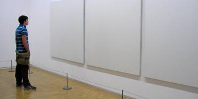 Modern sanat saçmalığı kutsalları hedef alıyor!