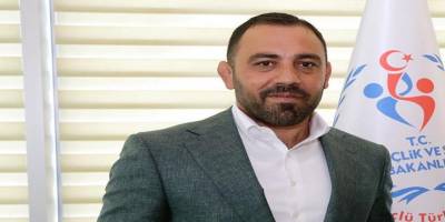 Sahte diploma hadisesi izah bekliyor!