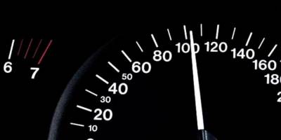 Mahkeme, hız sınırını 1 kilometre aşan şoförün cezasını iptal etti