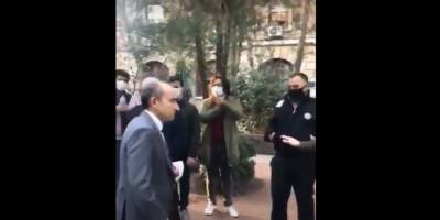 Yaranma çabasını içselleştirmek bir makam için şart mı?