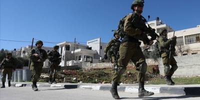 Siyonist İsrail askerleri 72 yaşındaki Filistinliyi yaraladı