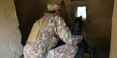 Keşmir'de çatışma: 1 Pakistan askeri öldü
