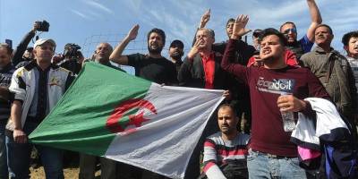 Cezayir'de 'Hirak' protestoları etkisini sürdürüyor