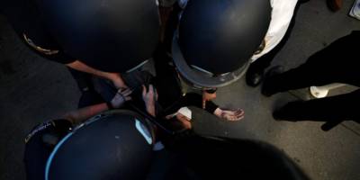 ABD polisinin boyuna uyguladığı baskı ölüme neden oluyor