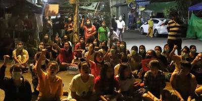 Myanmar'da gece protestolarında 4 kişi öldü