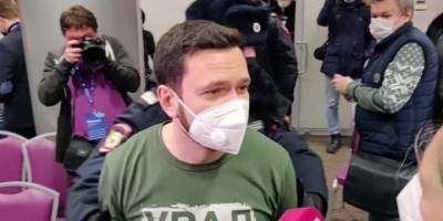 Rusya'da muhalefetin konferansına baskın: 200 gözaltı