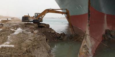 Süveyş Kanalı: Bir kazanın açığa çıkardığı