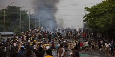 Myanmar'da bugünkü protestolarda darbecilerin öldürdüğü kişi sayısı 56'ya yükseldi