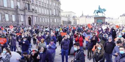 Danimarka’da Suriyeli mültecilerin geri gönderilmesi protesto edildi