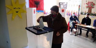 Arnavutluk'ta genel seçim