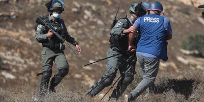 İşgal güçleri Batı Şeria’da son günlerde 5 gazeteciyi yaraladı