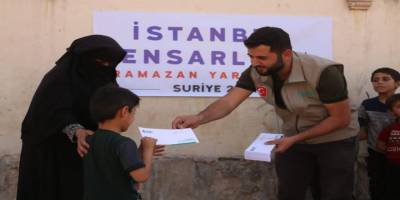 İstanbul Ensarları Suriye’de yetim ailelere zekat dağıtımı gerçekleştirdi