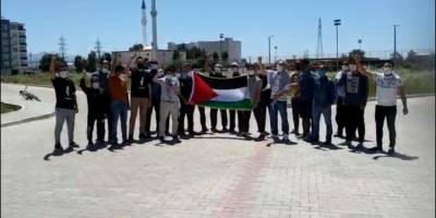 İzmir’de Uluslararası Öğrenciler Derneği  Siyonist İsrail'i protesto etti