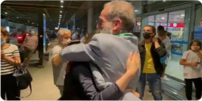 Esed rejiminin ayırdığı baba ile kız 12 yıl sonra bir araya geldi!