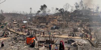 Bangladeş'te Arakanlı Müslümanların kaldığı kampta yangın çıktı