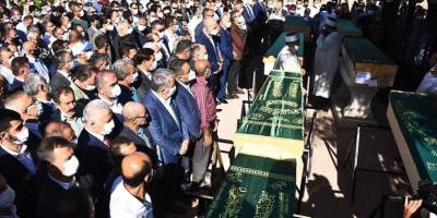 Meram katliamı kurbanlarının cenazeleri toprağa verildi