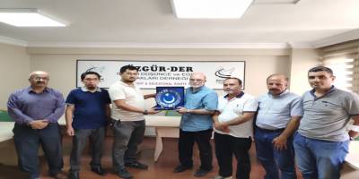 Doğu Türkistan Derneği'nden Özgür-Der'e ziyaret