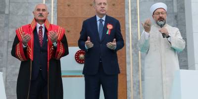 Devlet Bahçeli’den DİB Başkanı Ali Erbaş’a destek