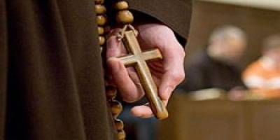 Korece merakını kilisede sonlandırdı