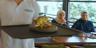 Muhalefetin sinekten yağ çıkartmaya çalışan “tost edebiyatı”