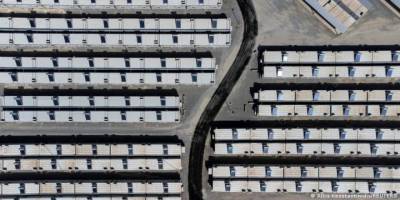 Yunanistan mültecileri Sisam Adası’ndaki "kapalı" kampa hapsedecek