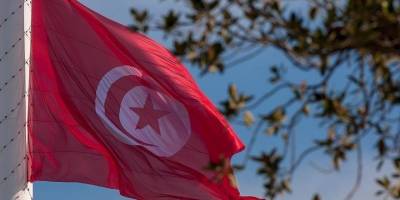 Tunus'taki 4 siyasi: 'Cumhurbaşkanı meşruiyetini yitirdi'