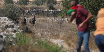 İşgalci İsrail güçleri Batı Şeria'daki gösterilerde 12 Filistinliyi yaraladı