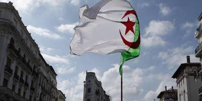 Cezayir'deki yerel şirketler grubundan 500 Fransız firmasıyla ilişkileri kesme girişimi