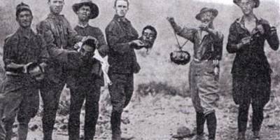 Cezayir’de Fransız sömürgeciliğini övmek bile suç sayılacak