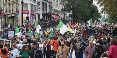 Fransa'da '17 Ekim 1961 Katliamı'nda ölen Cezayirliler anıldı