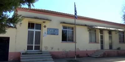 Batı Trakya'da Türk azınlık okulları sistematik olarak kapatılıyor