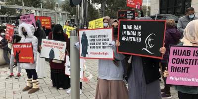 Hindistan’da Müslüman öğrencilerin başörtüsü direnişi sürüyor