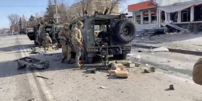 Halk Harkiv’de işgalci Rusya’ya karşı direniyor