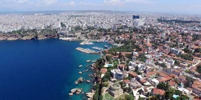 Antalya'da savaş fırsatçılığı: Üç bin liralık kira sekiz bin liraya çıktı