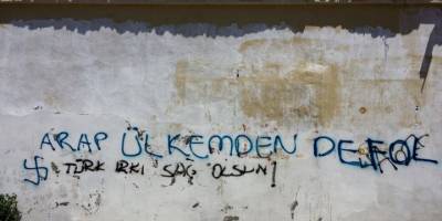 Boşuna dememişler ırkçılık hastalıktır diye…