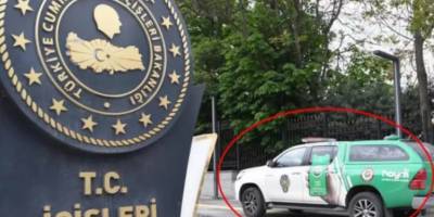 Ümit Özdağ'ı İçişleri Bakanlığı önünde HAYDi ekipleri karşıladı