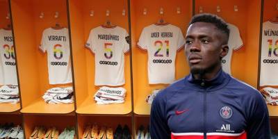 Futbolcu Idrissa Gueye LGBT renkli formayı rededip maça çıkmadı