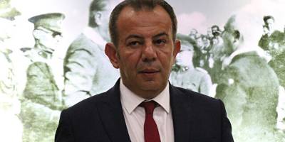 Irkçı Tanju Özcan'a yurtdışına çıkış yasağı!