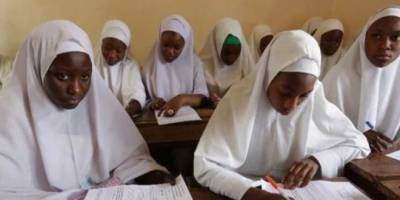 Nijerya'nın Lagos eyaletindeki okullarda başörtüsü serbest bırakıldı